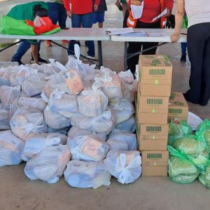 ENTREGA DE DESPENSAS DEL BANCO DE ALIMENTOS A FAMILIAS DE SAN ANTONIO Y TÓNICHI