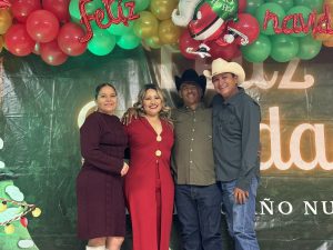 EL H. AYUNTAMIENTO CELEBRÓ LA POSADA NAVIDEÑA PARA LAS Y LOS EMPLEADOS MUNICIPALES